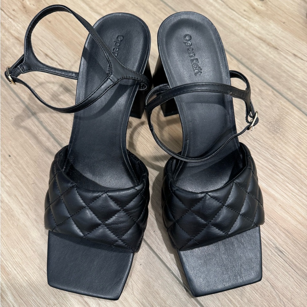 BRAND NEW Open Edit black heels
